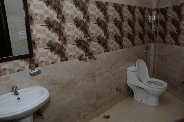 Haldwāni Krazy Hotel מראה חיצוני תמונה